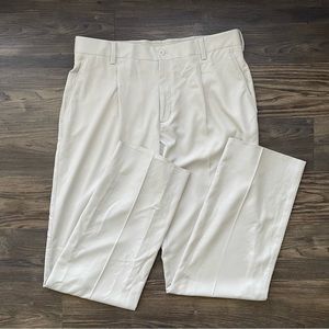 Nike Pleated Golf Pants